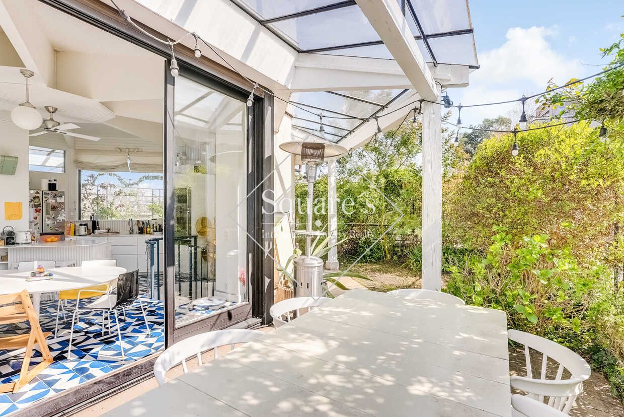 apartment 7 Rooms for sale on Neuilly-sur-Seine (92200)