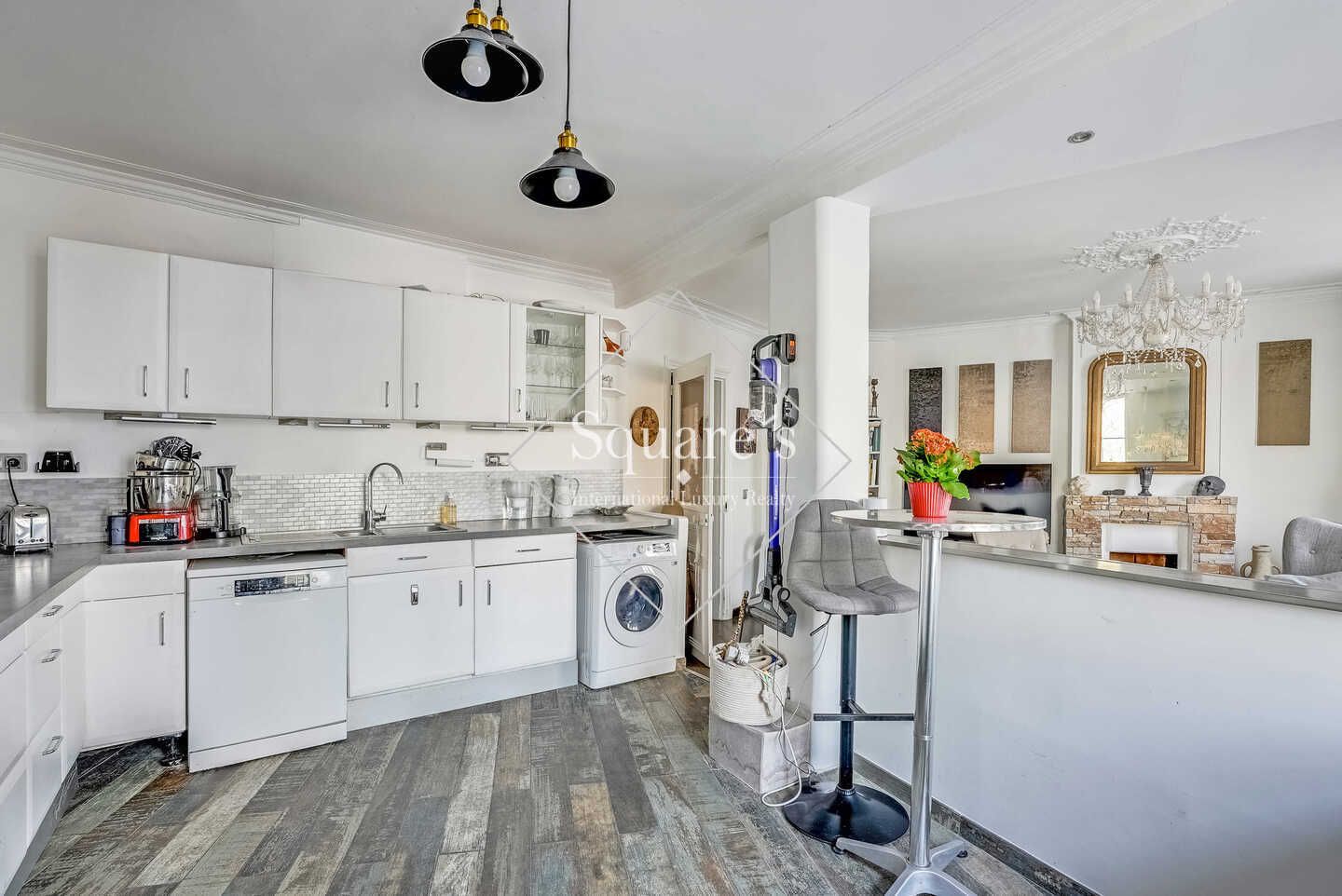 apartment 4 Rooms for sale on Paris 17ème (75017)