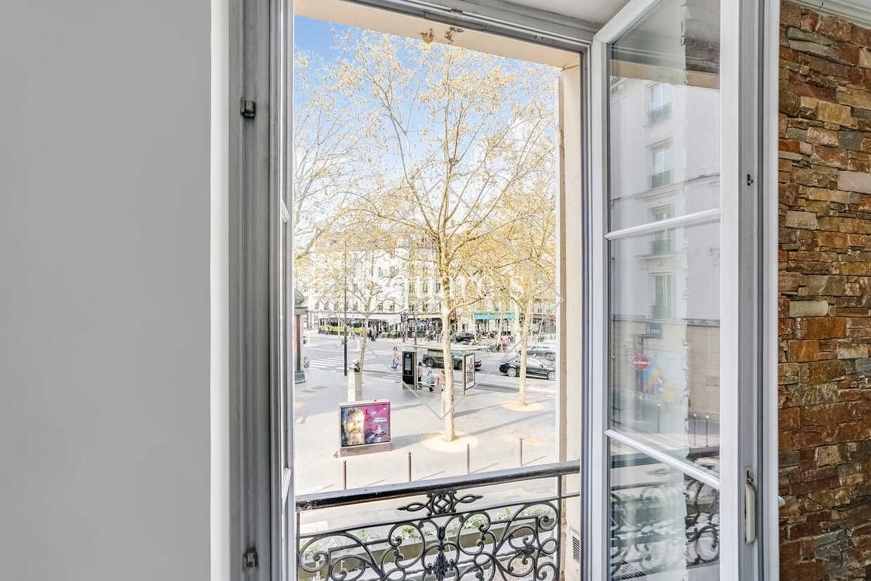 apartment 4 Rooms for sale on Paris 17ème (75017)