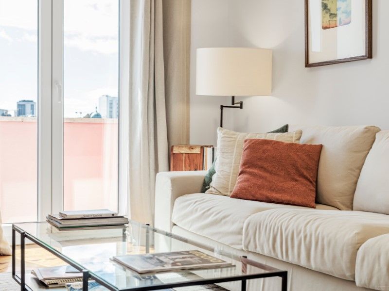 apartment 7 Rooms for sale on Lisboa (1700)