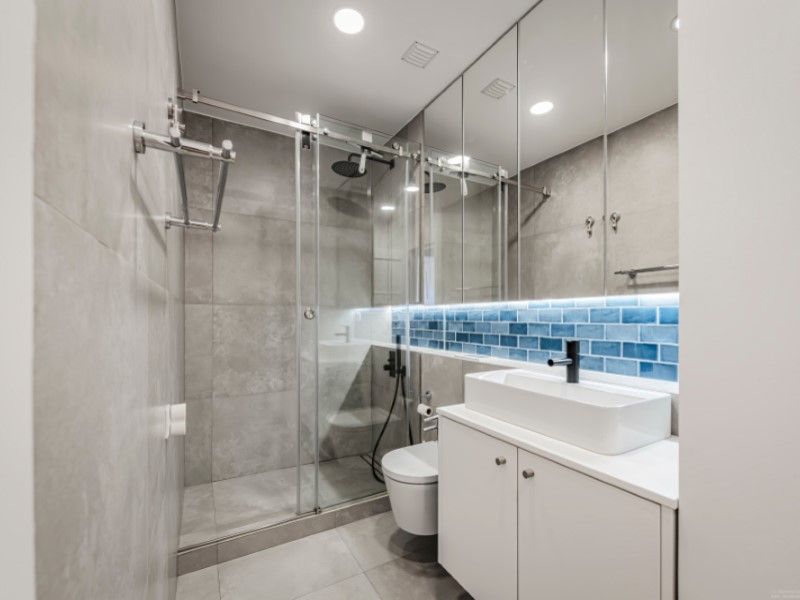 apartment 7 Rooms for sale on Lisboa (1700)