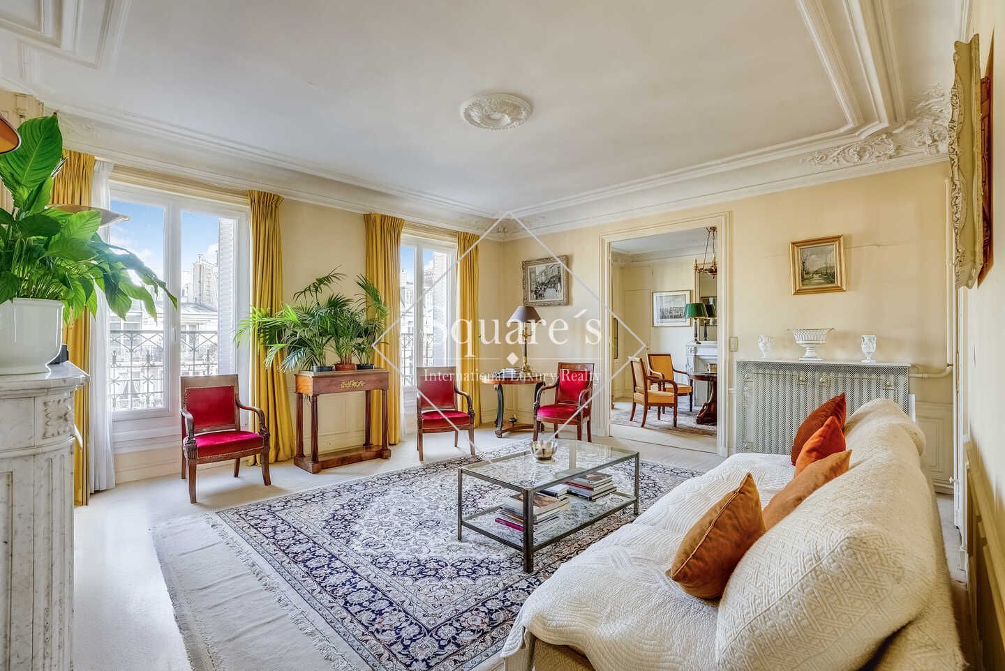 apartment 5 Rooms for sale on Paris 17ème (75017)