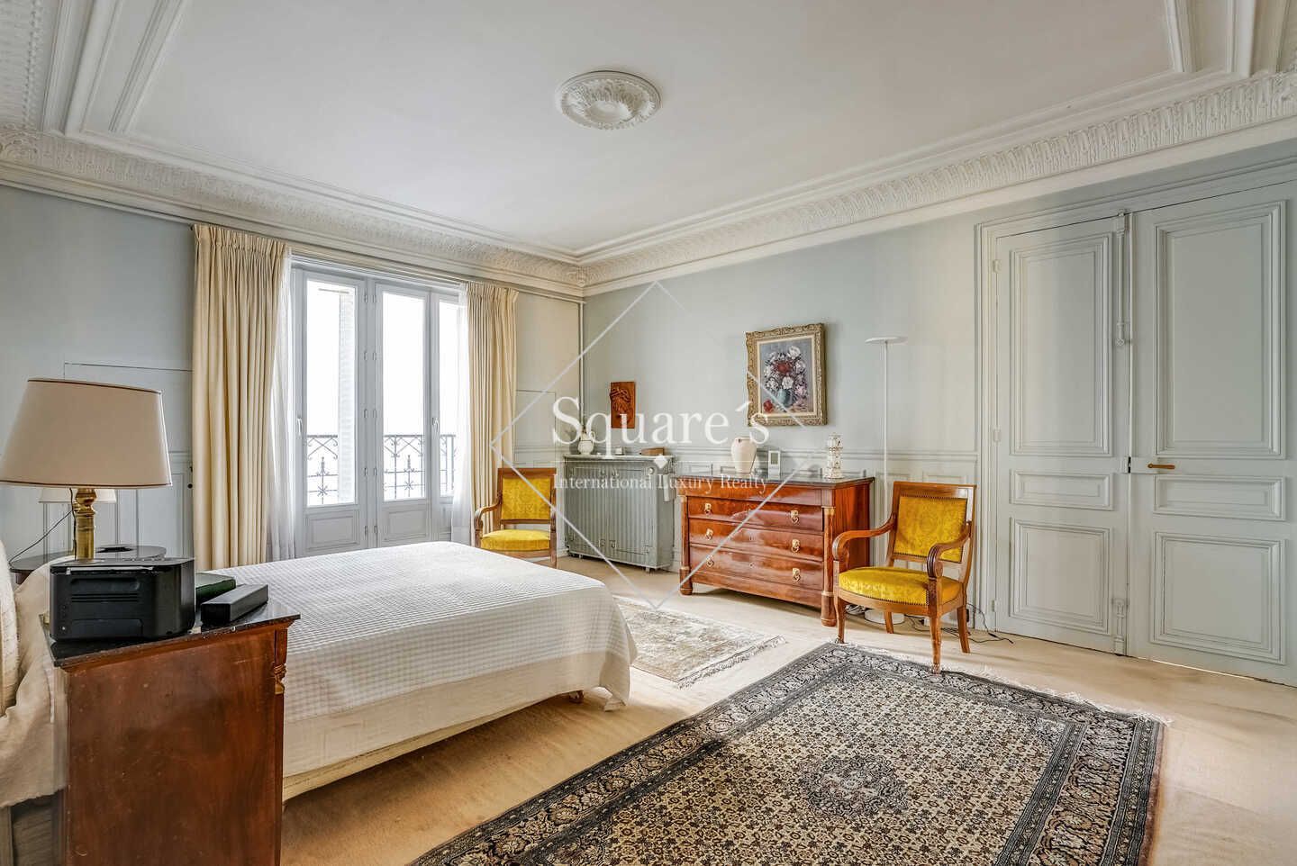 apartment 5 Rooms for sale on Paris 17ème (75017)