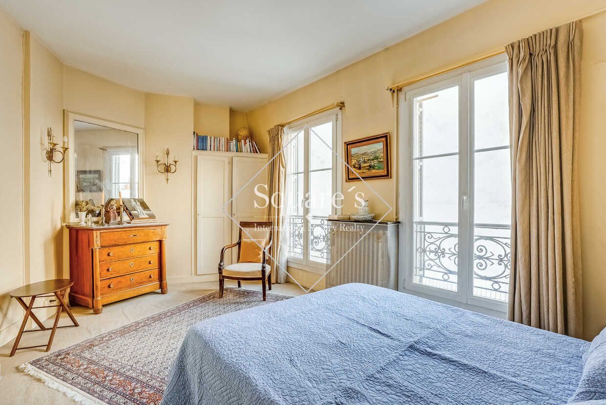 apartment 5 Rooms for sale on Paris 17ème (75017)