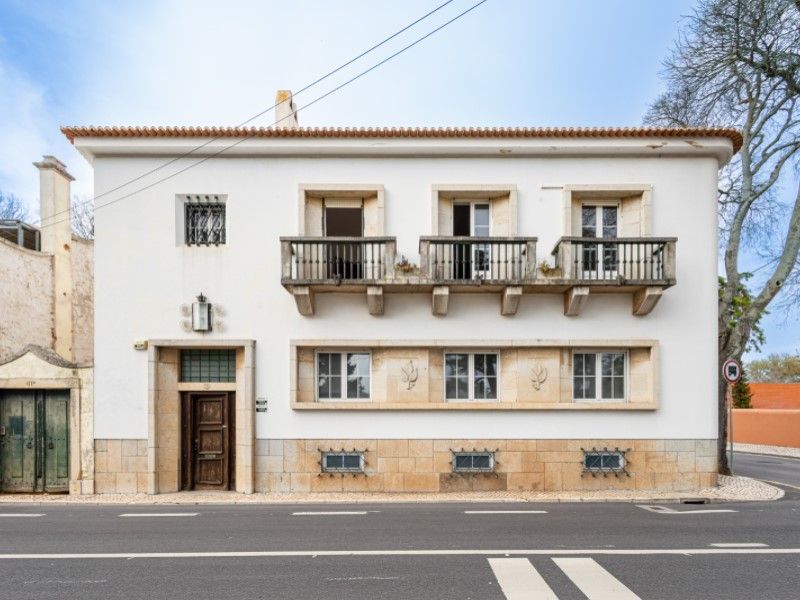 house 14 Rooms for sale on Cascais (2750)