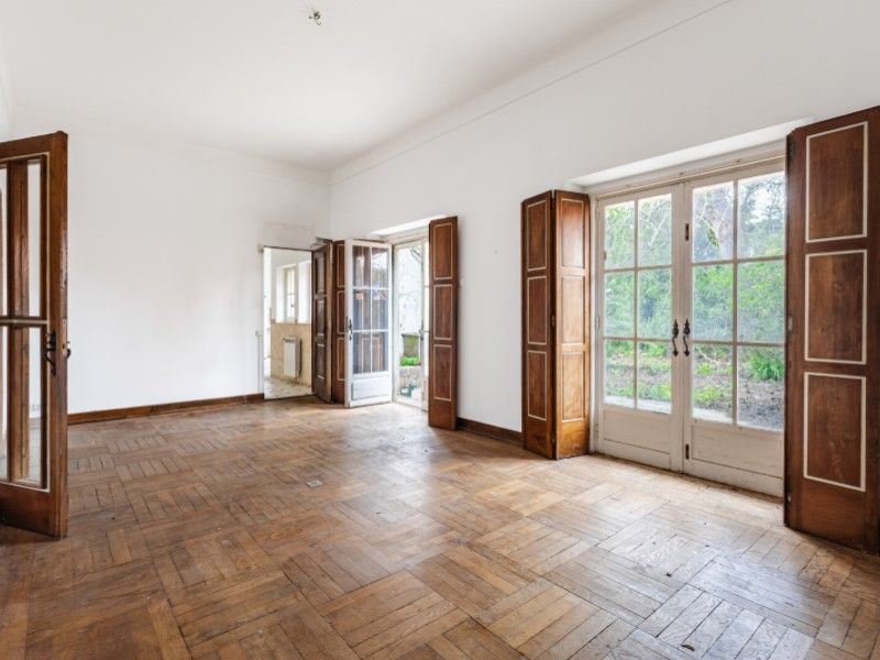 house 14 Rooms for sale on Cascais (2750)