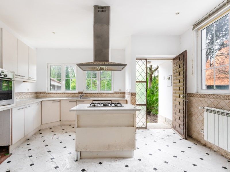 house 14 Rooms for sale on Cascais (2750)