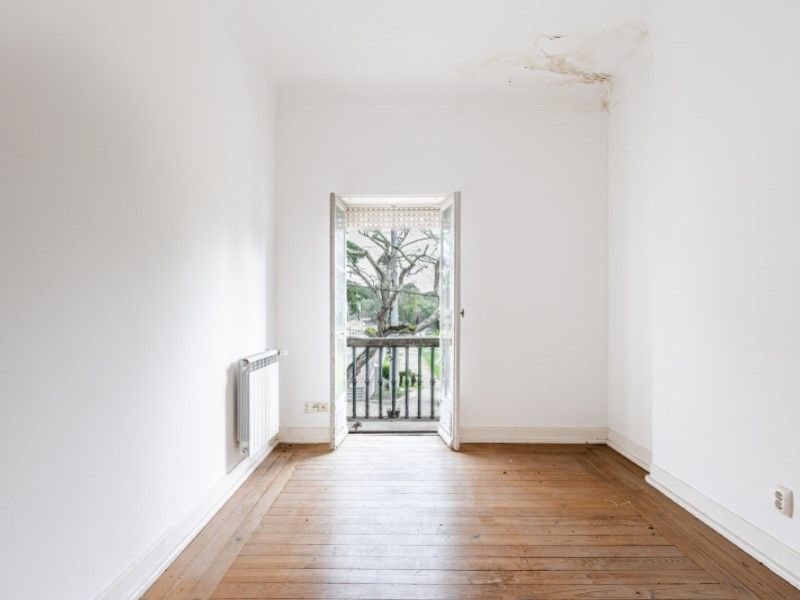 house 14 Rooms for sale on Cascais (2750)