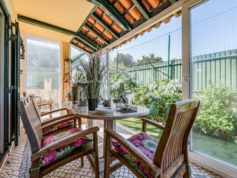 house 9 Rooms for sale on Cascais (2755)