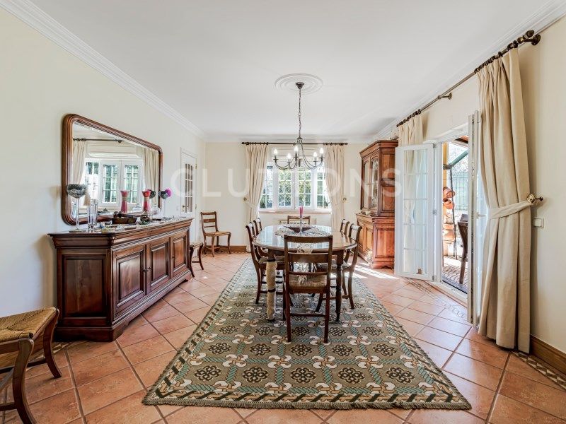 house 9 Rooms for sale on Cascais (2755)