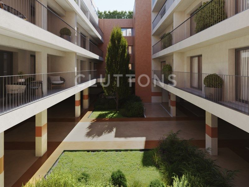 apartment 4 Rooms for sale on Lisboa (1900)