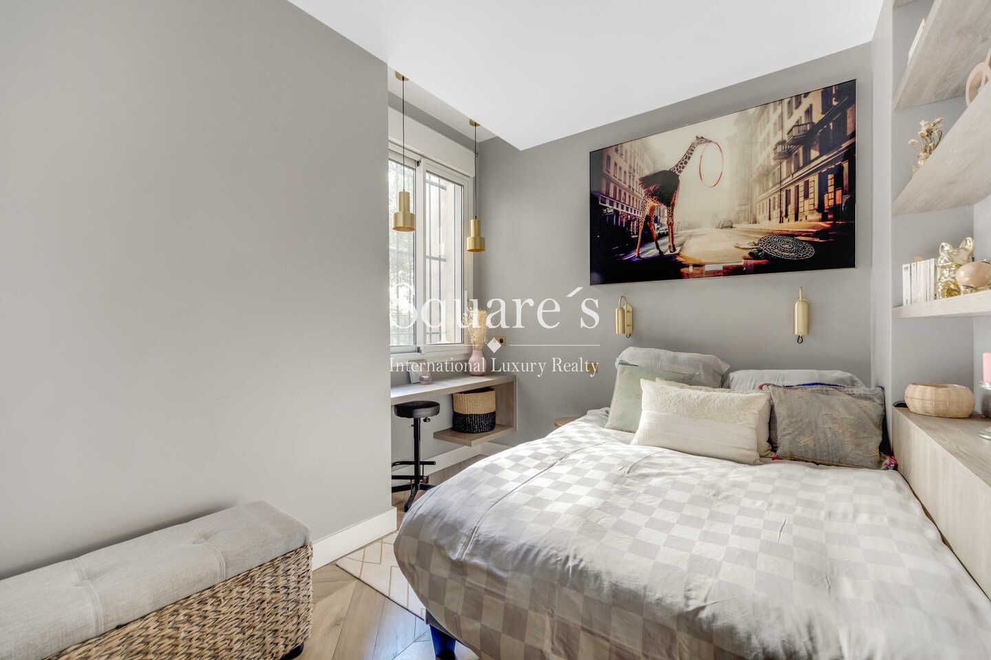 apartment 4 Rooms for sale on Neuilly-sur-Seine (92200)