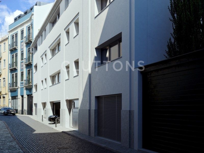 apartment 4 Rooms for sale on Lisboa (1900)