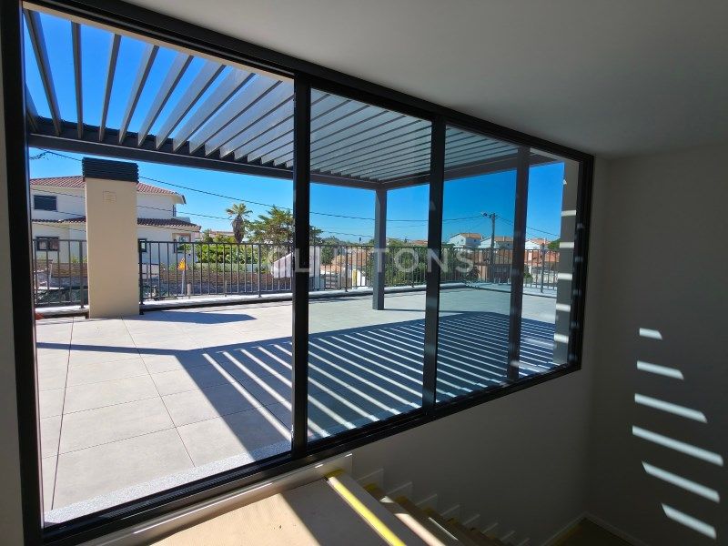 house 10 Rooms for sale on Cascais (2755)