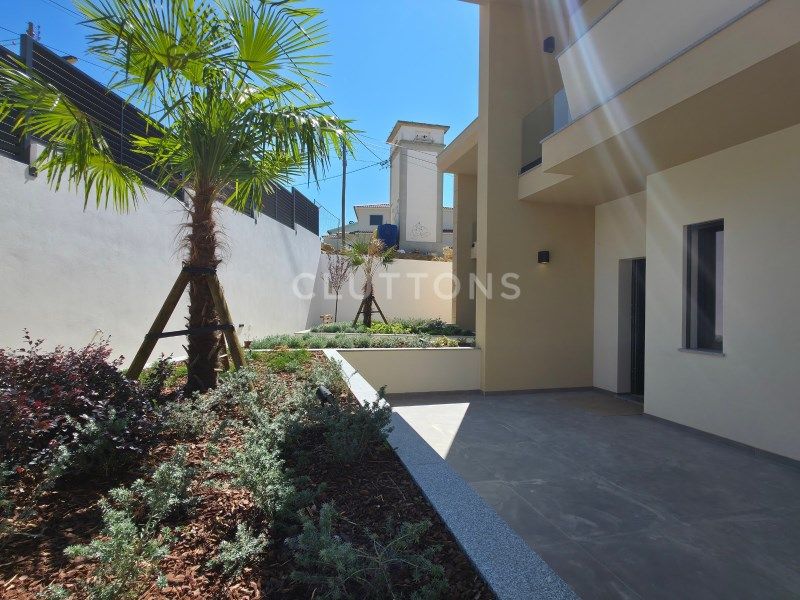 house 10 Rooms for sale on Cascais (2755)