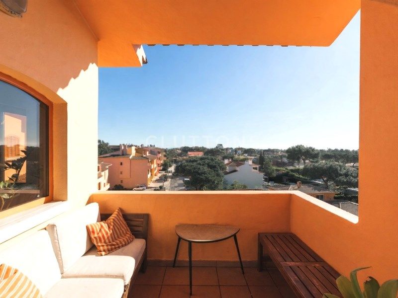 apartment 5 Rooms for sale on Cascais (2750)