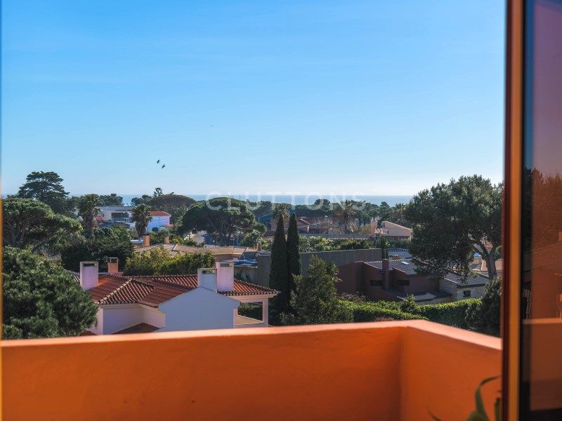 apartment 5 Rooms for sale on Cascais (2750)