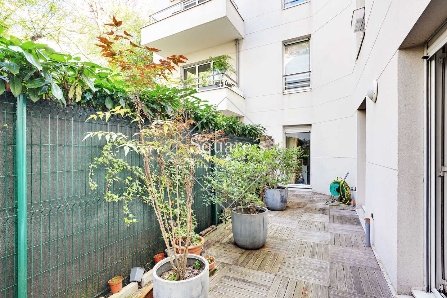 apartment 4 Rooms for sale on Neuilly-sur-Seine (92200)