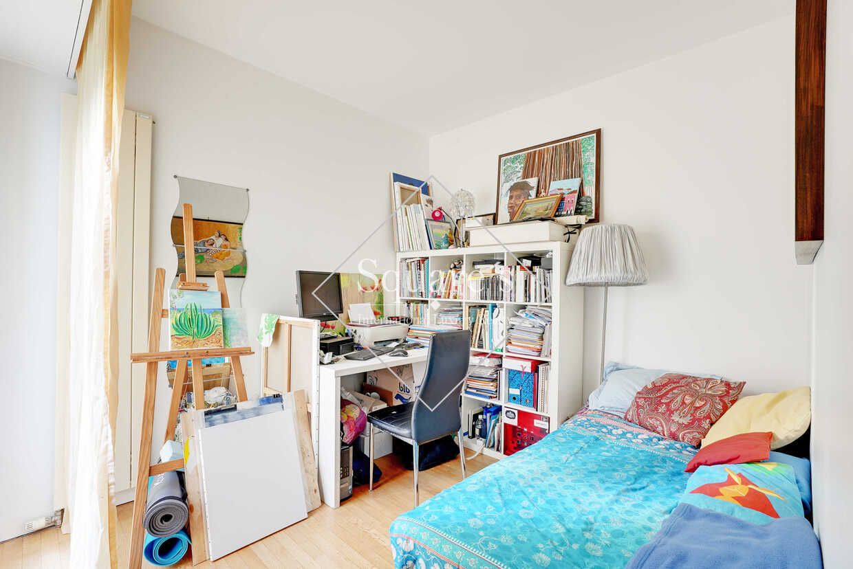 apartment 4 Rooms for sale on Neuilly-sur-Seine (92200)
