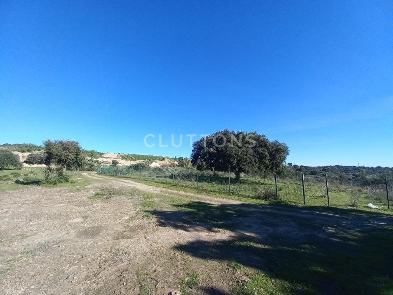 land for sale on Évora (7000)