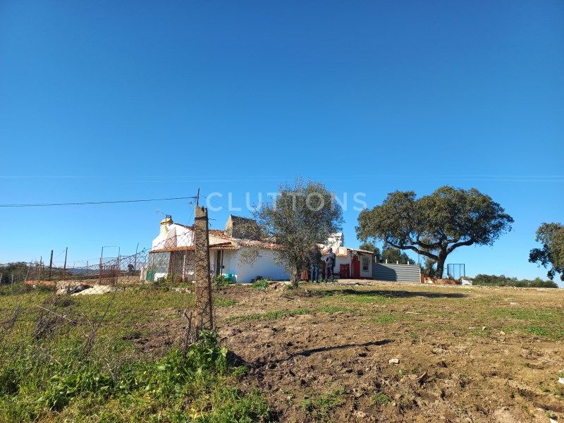 land for sale on Évora (7000)