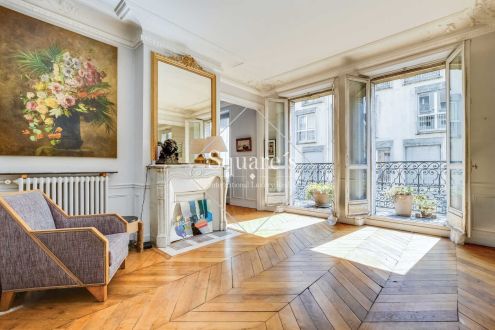 Sale Apartment Paris 17ème 4&nbsp;Rooms 84&nbsp;m²