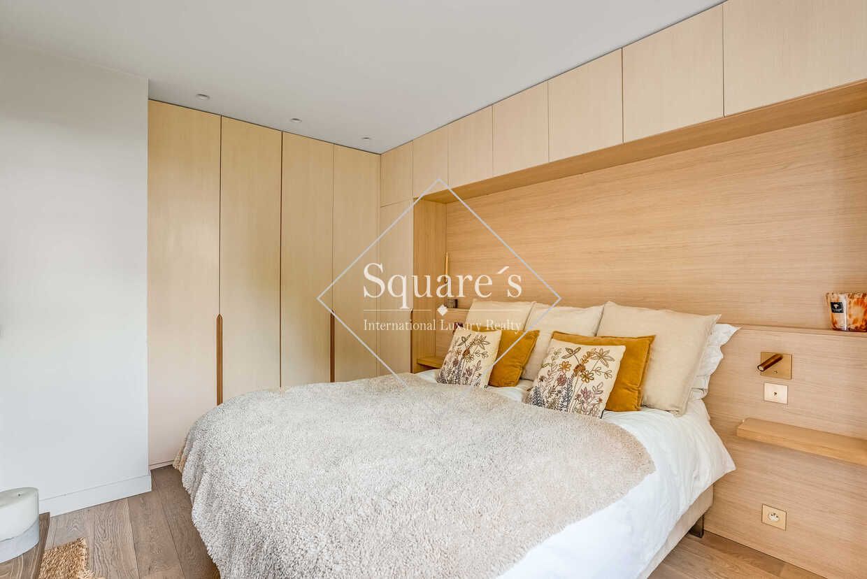 apartment 4 Rooms for sale on Neuilly-sur-Seine (92200)