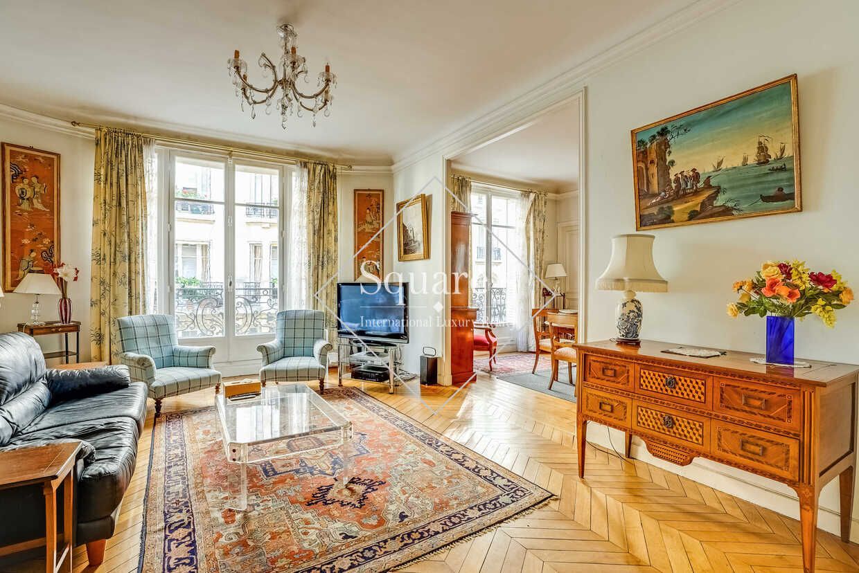 apartment 6 Rooms for sale on Paris 17ème (75017)