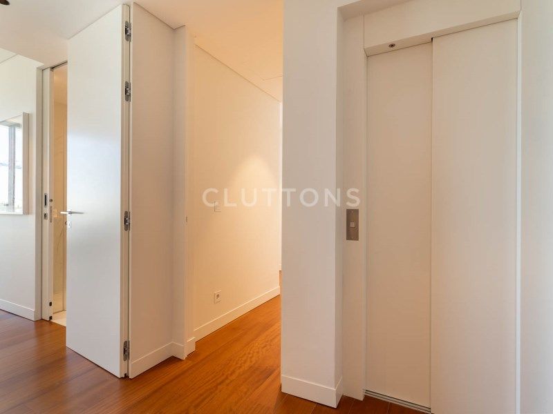 appartement 7 Pièces en vente sur Lisboa (1990)