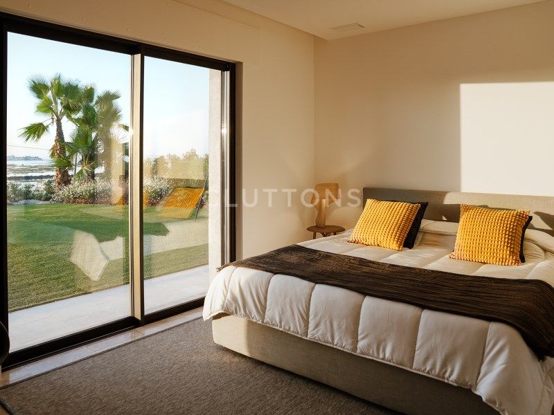 maison 10 Pièces en vente sur Faro (8005)