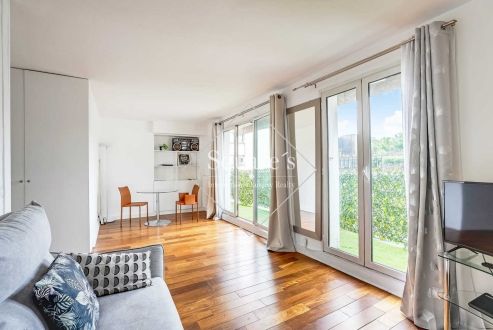 Sale Apartment Paris 17ème 2&nbsp;Rooms 48&nbsp;m²