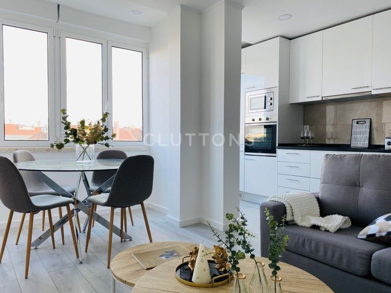 apartment 6 Rooms for sale on Lisboa (1500)
