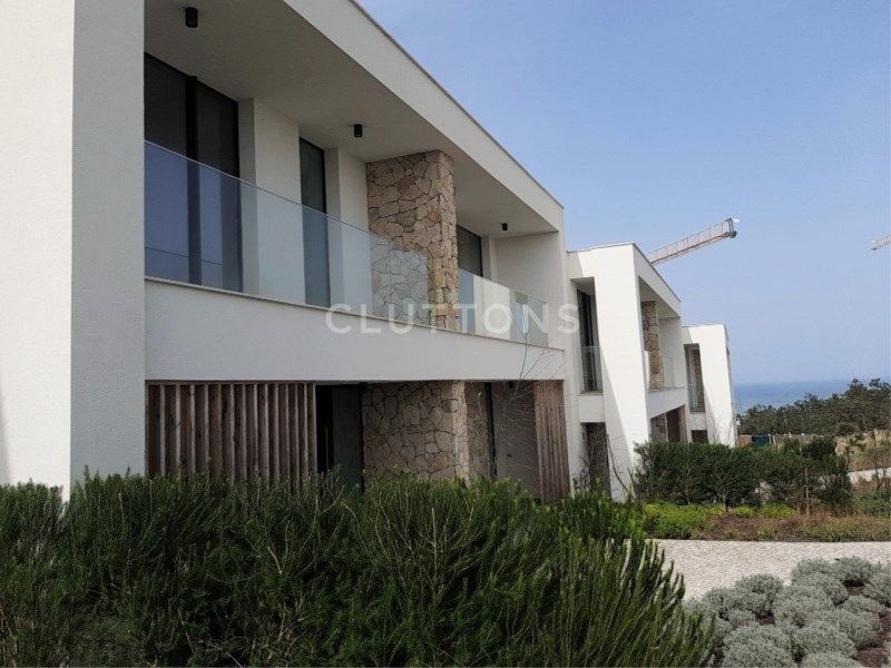 house 5 Rooms for sale on Óbidos (2510)