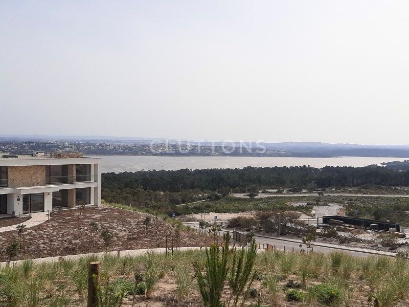 house 5 Rooms for sale on Óbidos (2510)