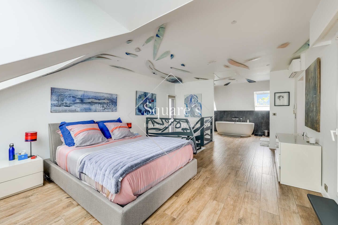house 9 Rooms for sale on FOURQUEUX (78112)