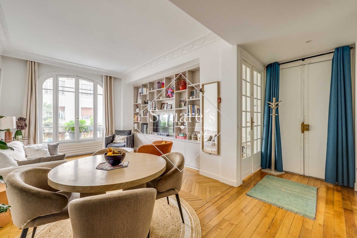 apartment 5 Rooms for sale on Neuilly-sur-Seine (92200)