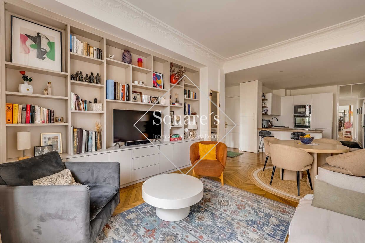 apartment 5 Rooms for sale on Neuilly-sur-Seine (92200)