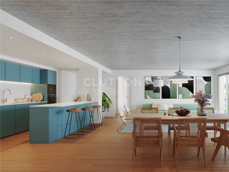 apartment 4 Rooms for sale on Lisboa (1900)