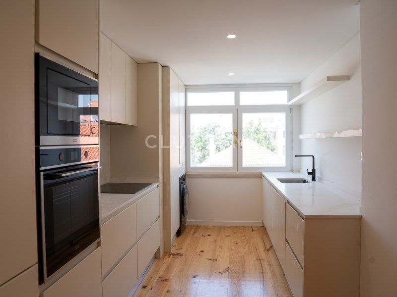 apartment 5 Rooms for sale on Cascais (2765)