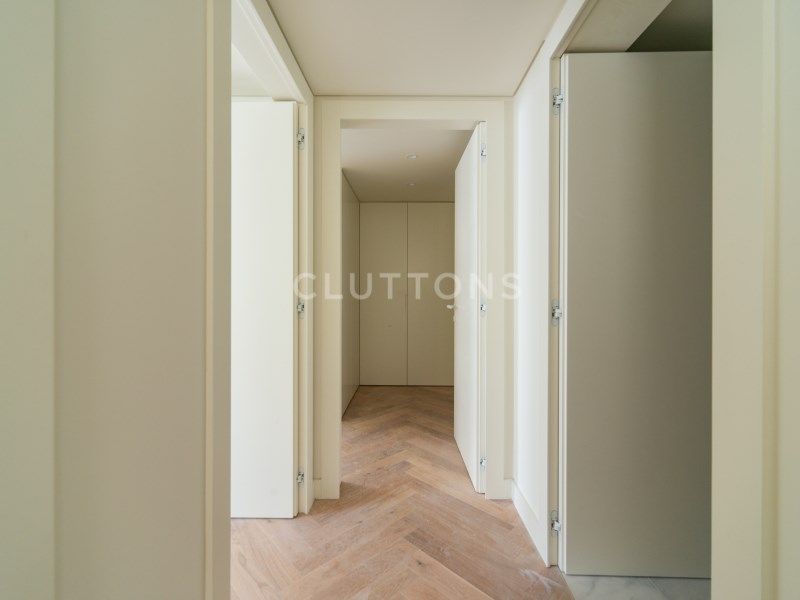 apartment 5 Rooms for sale on Lisboa (1300)