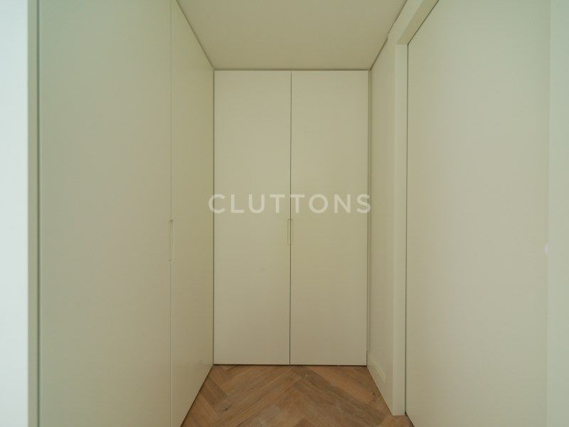 apartment 5 Rooms for sale on Lisboa (1300)