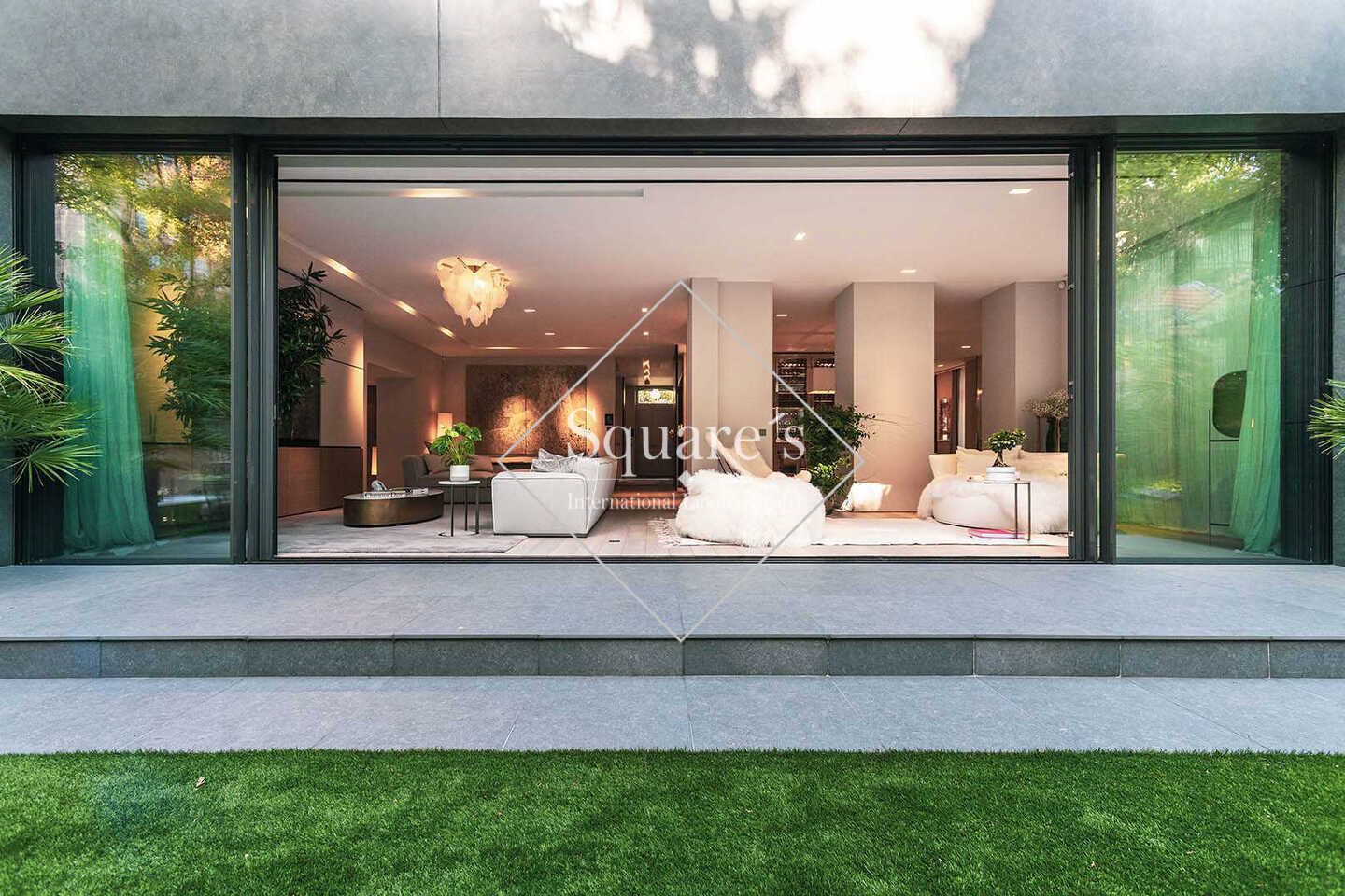 hôtel particulier 10 Pièces en vente sur Paris 16ème (75016)