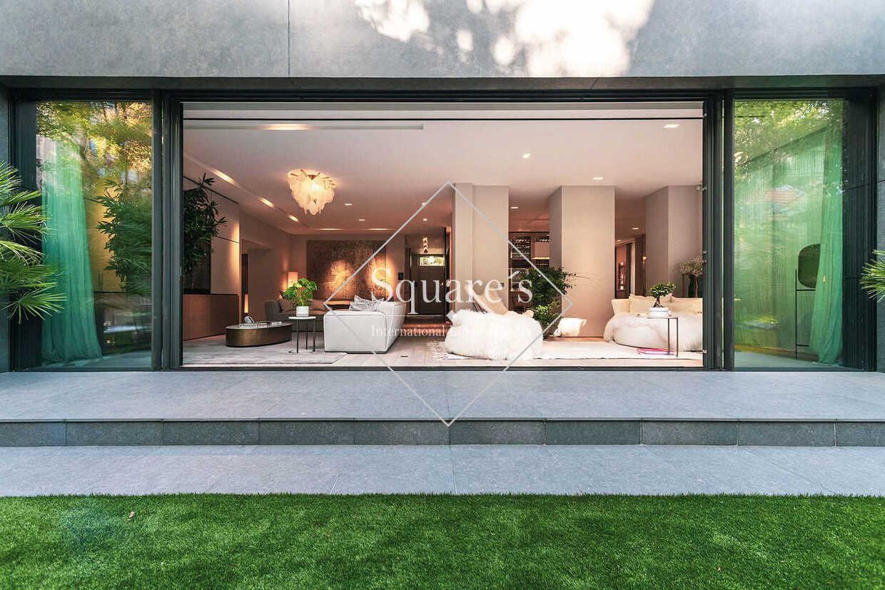 hôtel particulier 10 Pièces en vente sur Paris 16ème (75016)