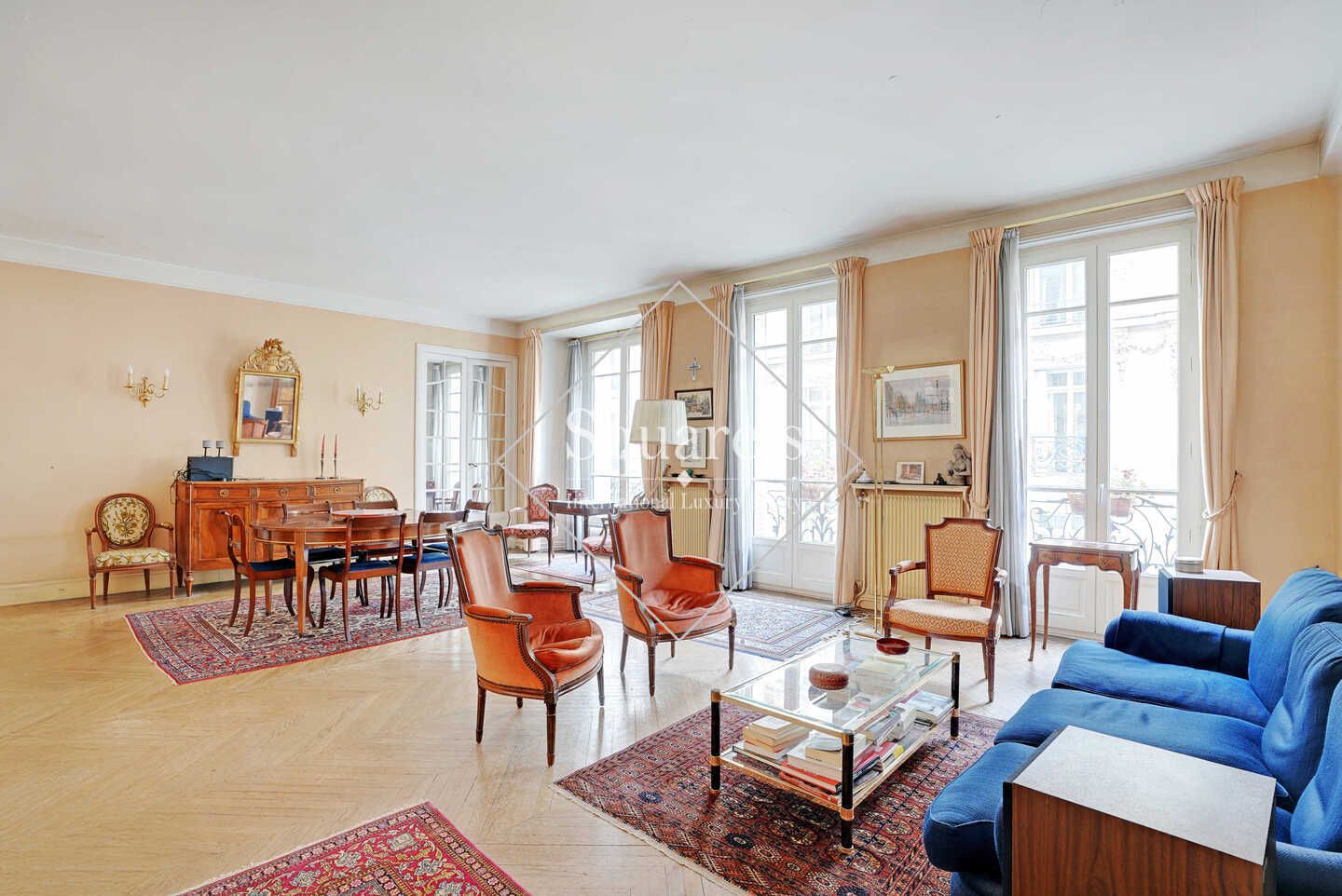 apartment 7 Rooms for sale on Paris 17ème (75017)