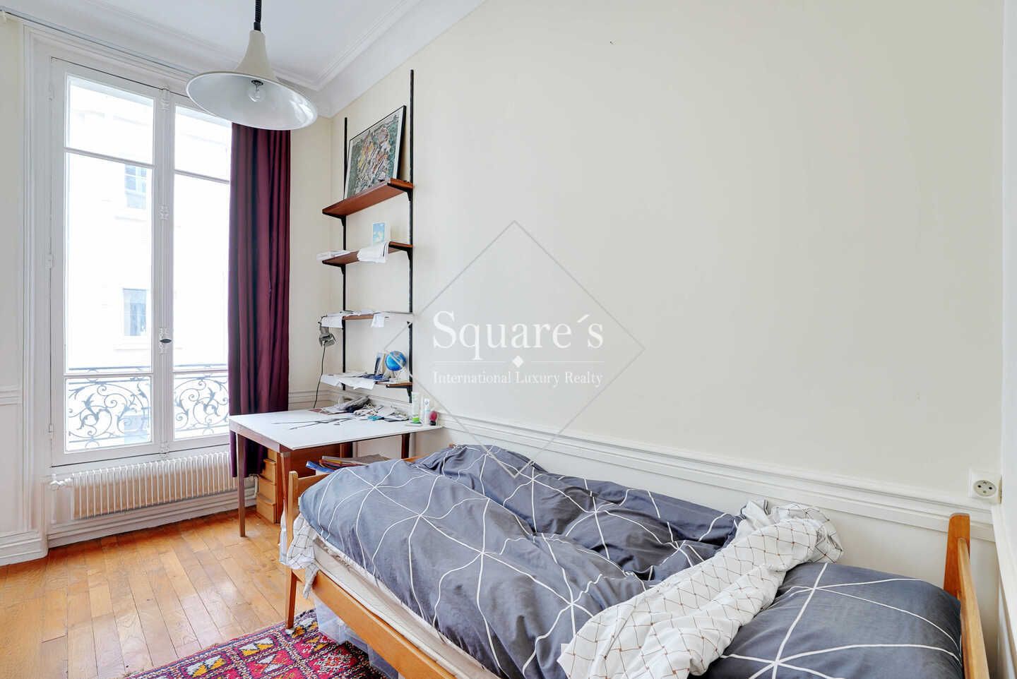 apartment 7 Rooms for sale on Paris 17ème (75017)