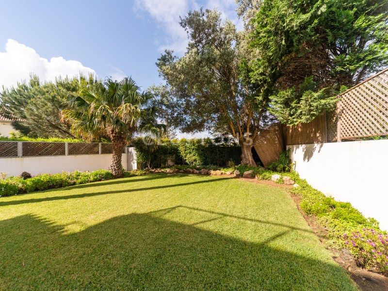 house 8 Rooms for sale on Cascais (2765)