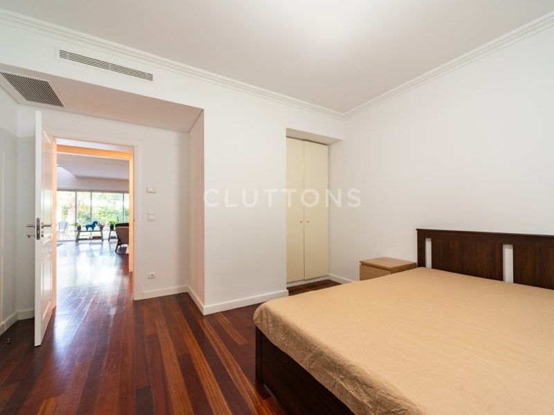 house 8 Rooms for sale on Cascais (2765)