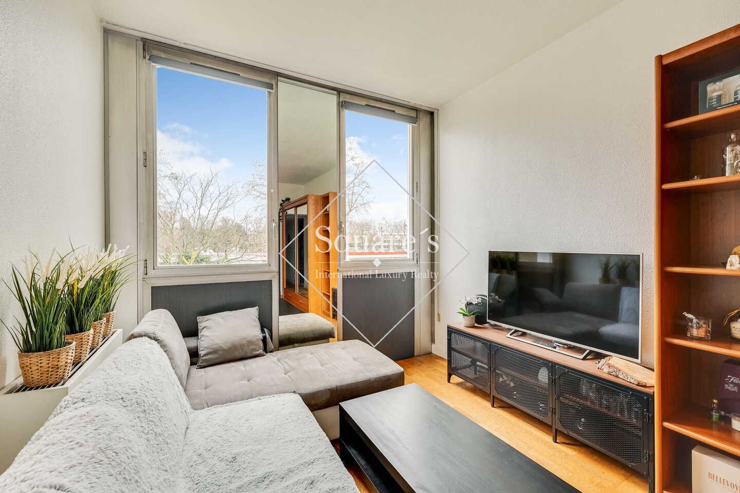apartment 1 room for sale on Puteaux (92800)