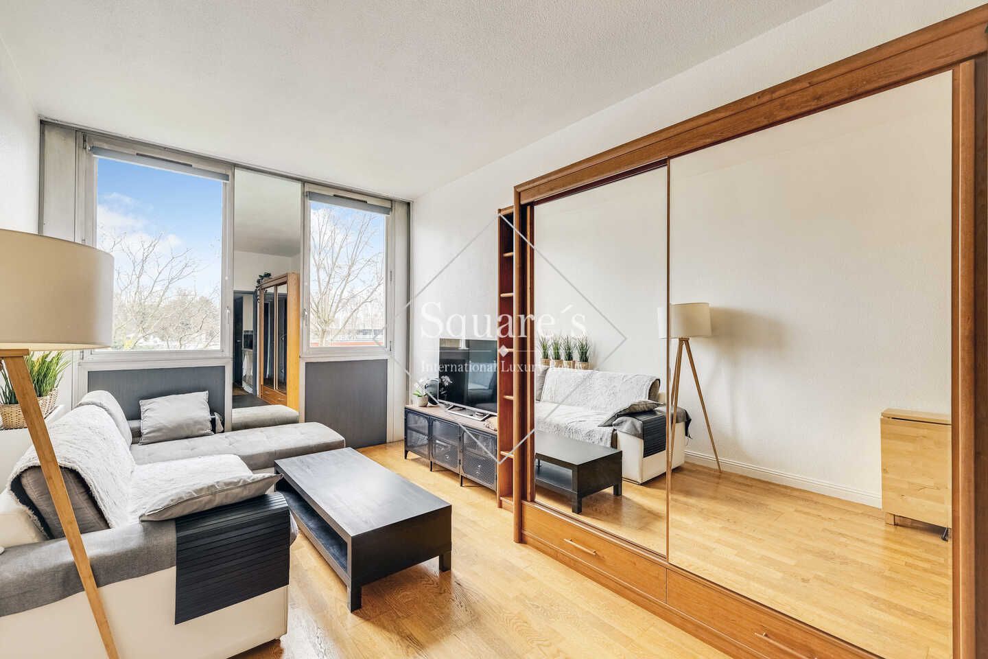 apartment 1 room for sale on Puteaux (92800)