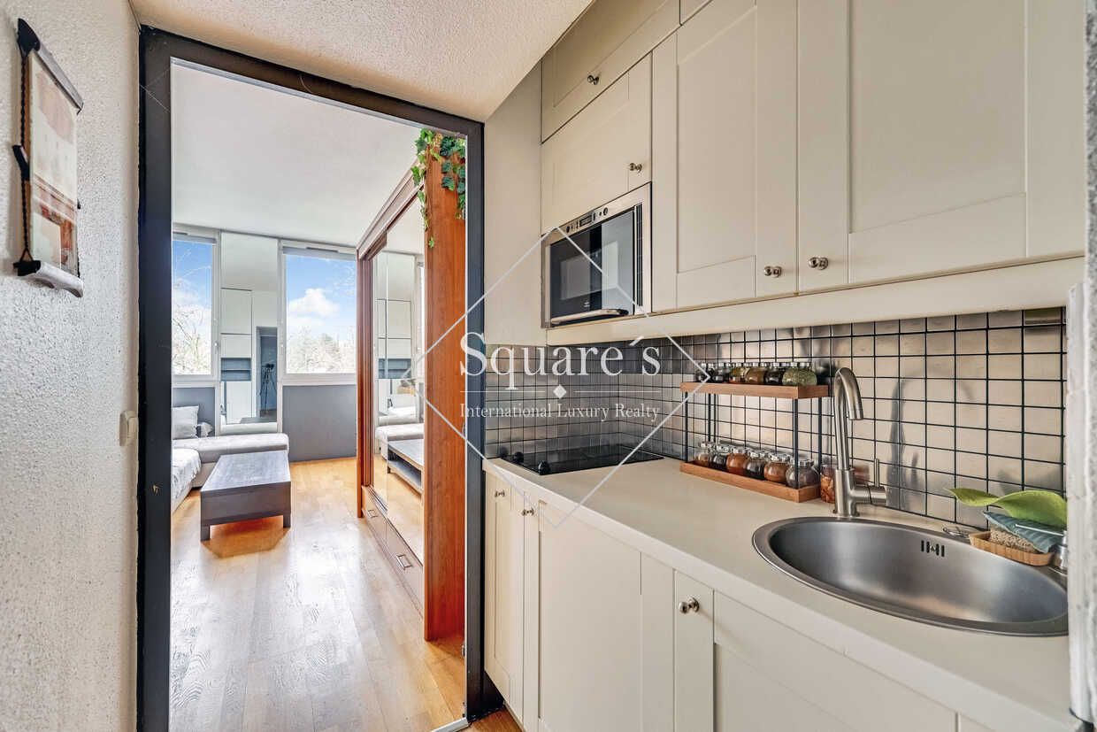 apartment 1 room for sale on Puteaux (92800)